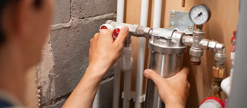 Plumbers to Fix Water Pressure Issues in House in Downsview, Toronto